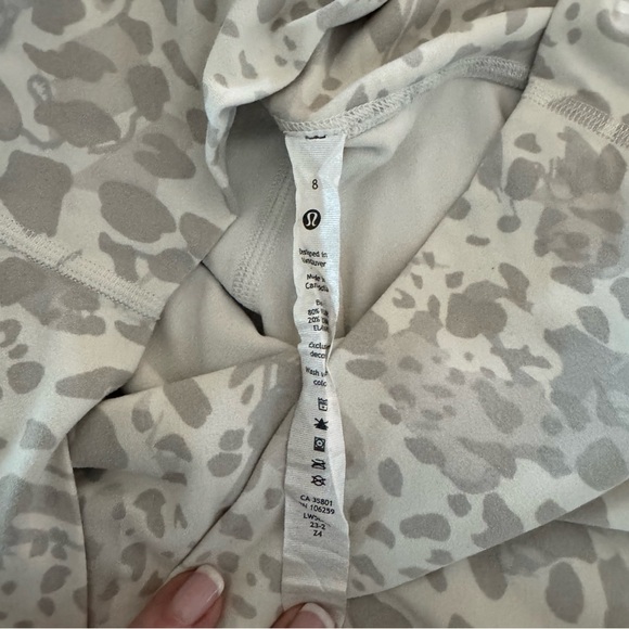 Lululemon Align Leopard Print leggings - Picture 5 of 6